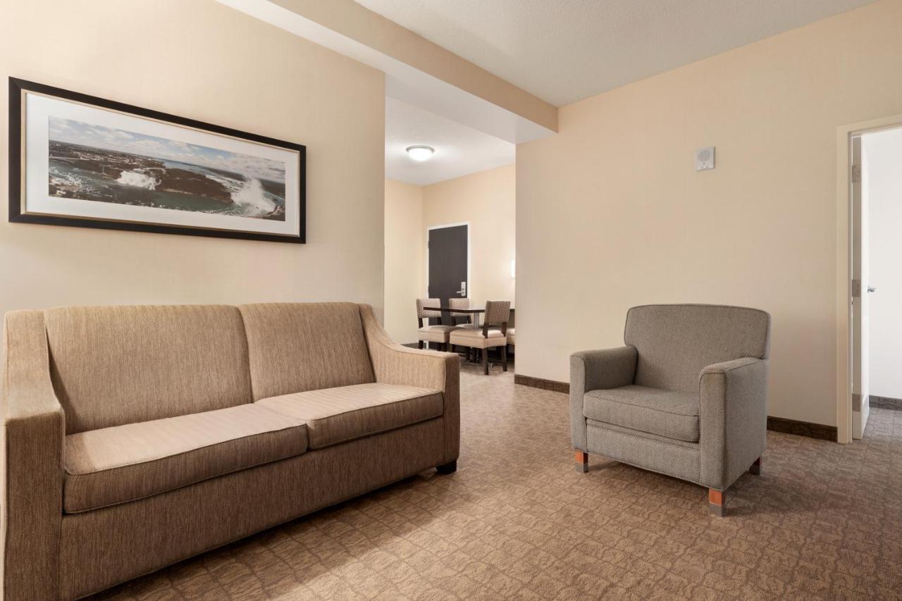 Wyndham Garden Niagara Falls Fallsview Extérieur photo