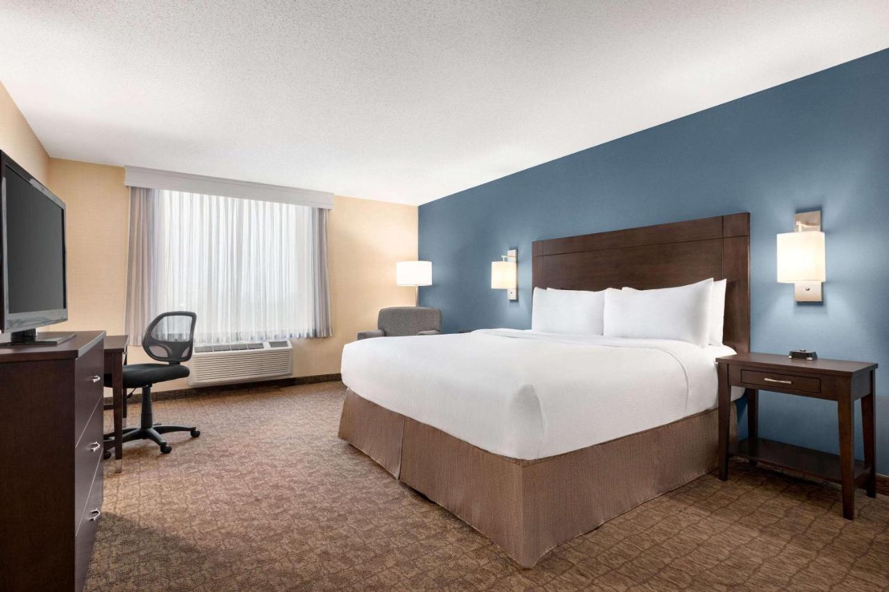 Wyndham Garden Niagara Falls Fallsview Extérieur photo