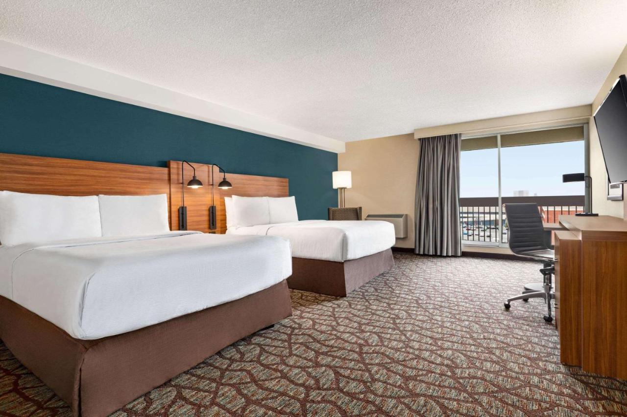 Wyndham Garden Niagara Falls Fallsview Extérieur photo