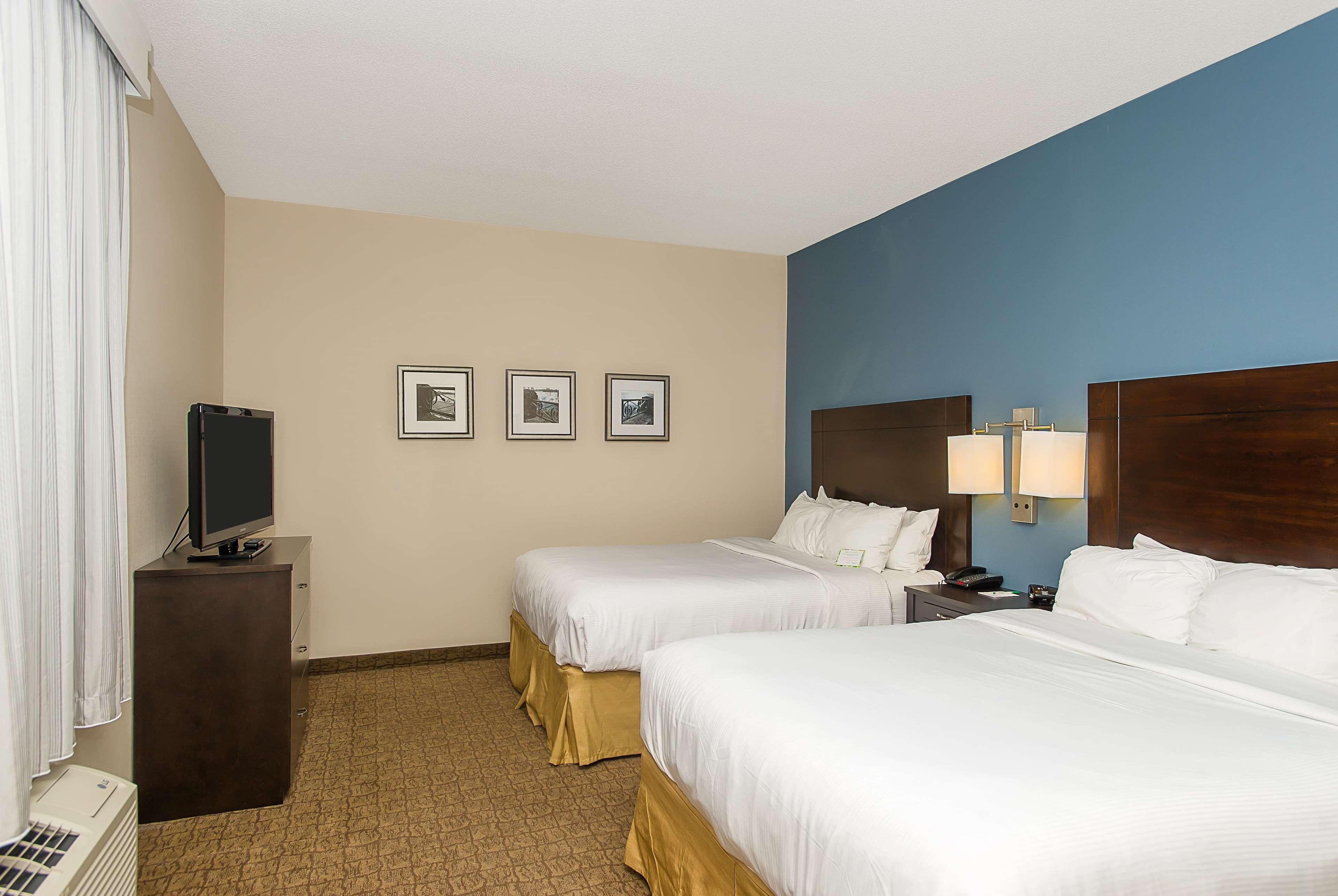 Wyndham Garden Niagara Falls Fallsview Extérieur photo