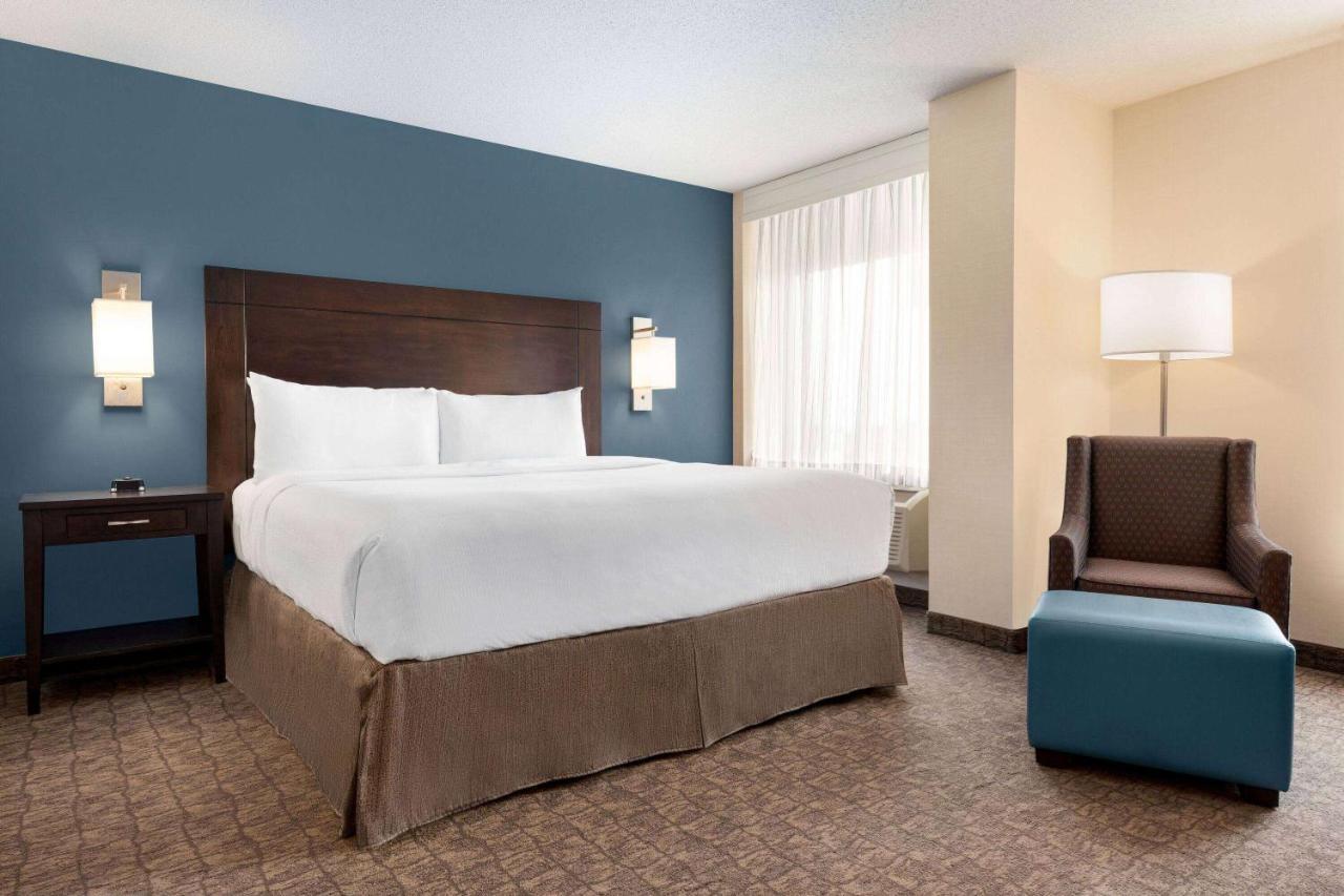 Wyndham Garden Niagara Falls Fallsview Extérieur photo